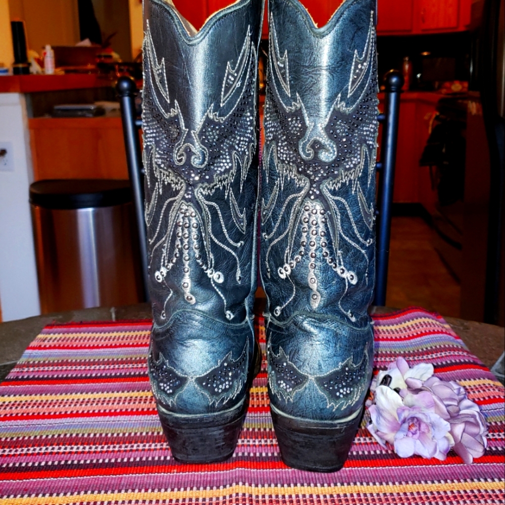 Corral Black and Silver Heeled Boots - Picture 7 of 15